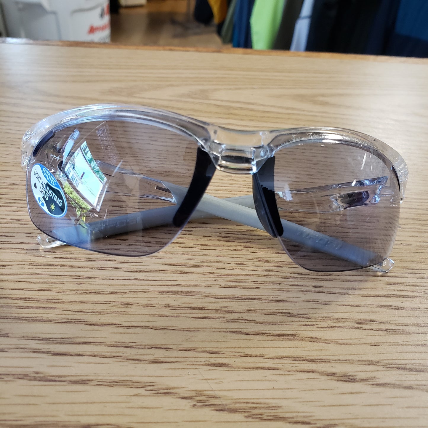 Tifosi Veloce Sunglasses w/ Fototec Lenses + Case