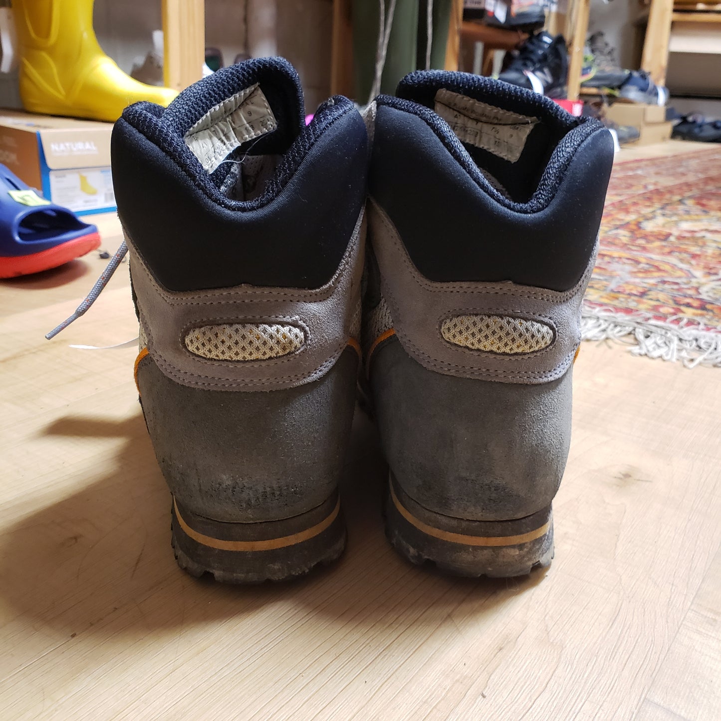 KAYLAND Waterproof Hiking Boots