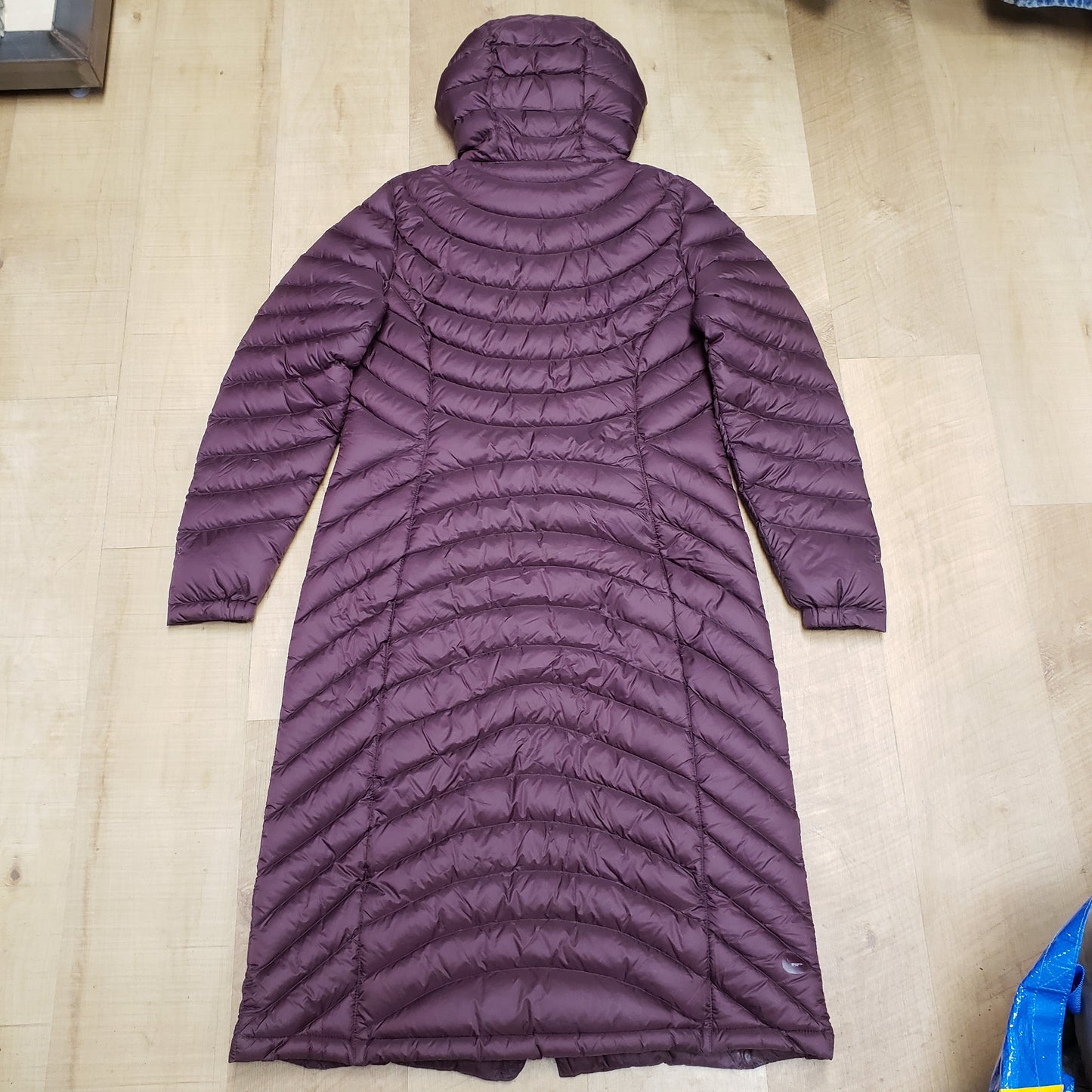 LL Bean Ultralight 850 Down Hooded Coat*