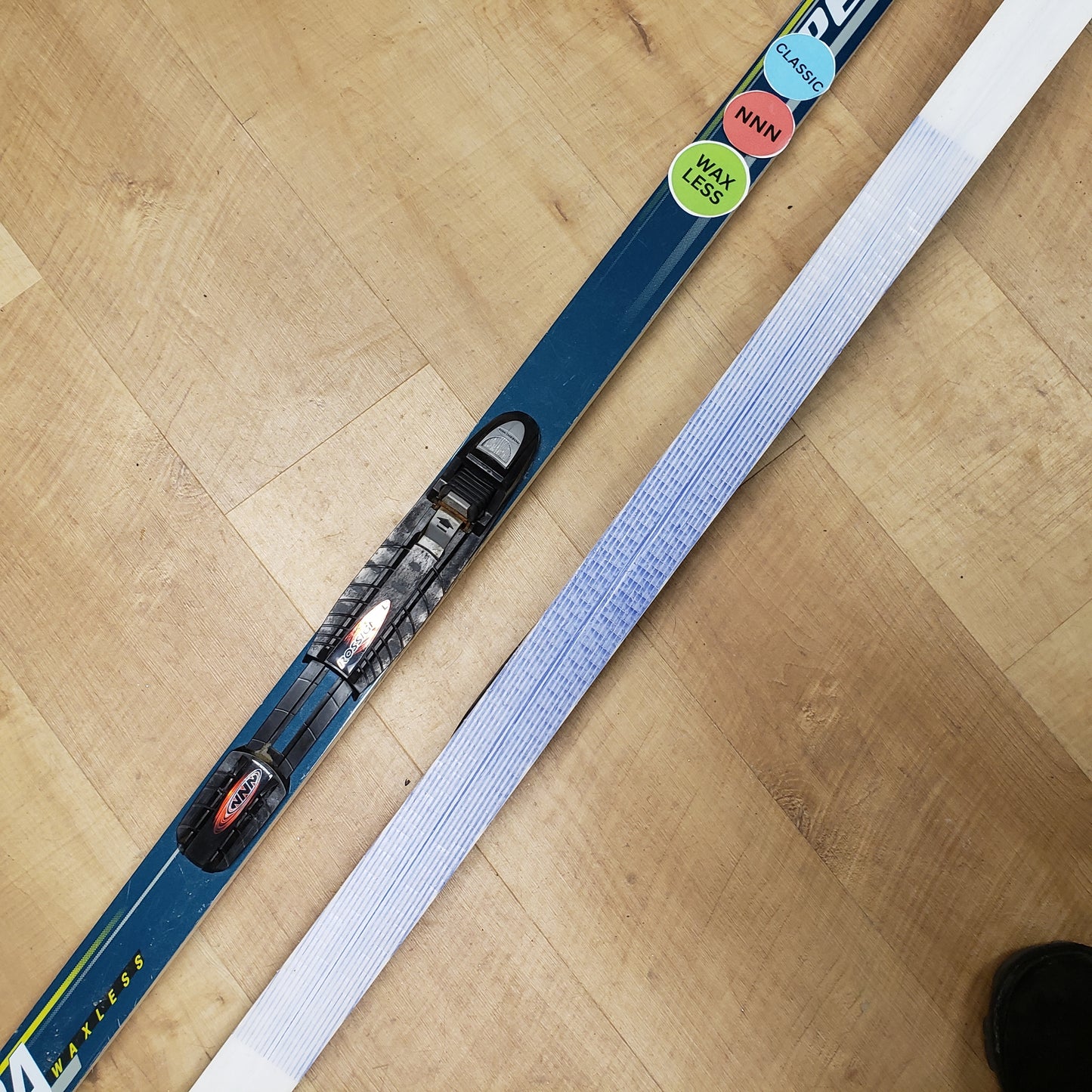 Peltonen Altura Waxless NNN XC Ski