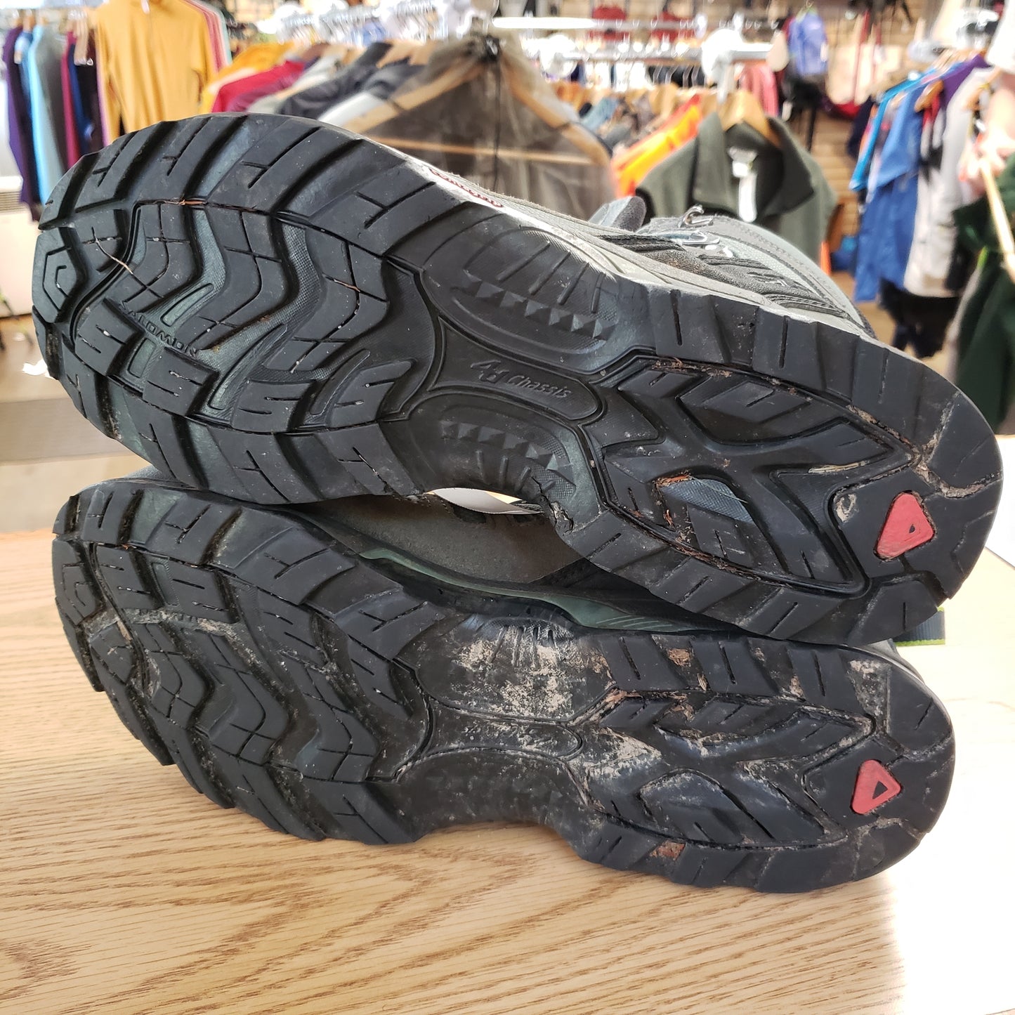 Salomon Quest Mid Hiker