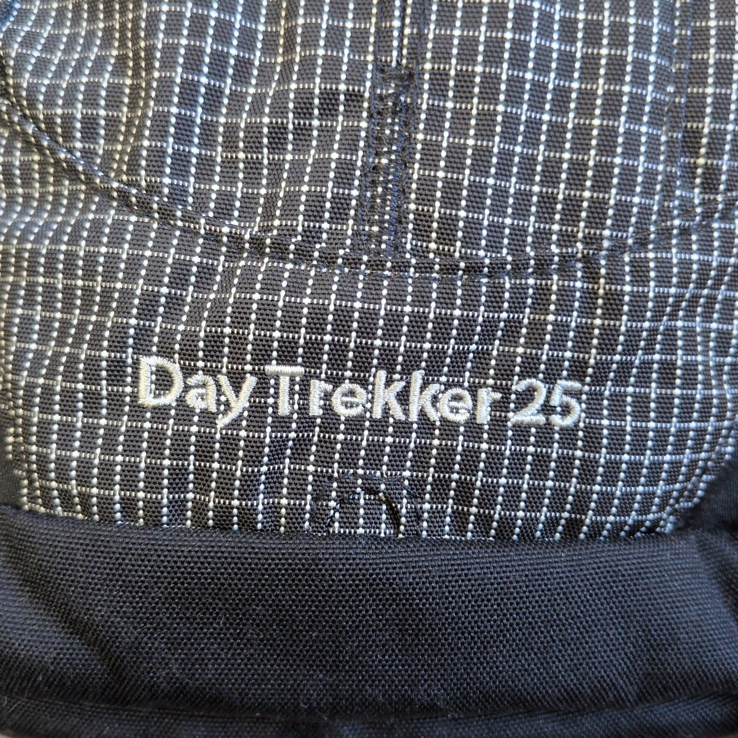 LL Bean BOA Day Trekker 25 Backpack