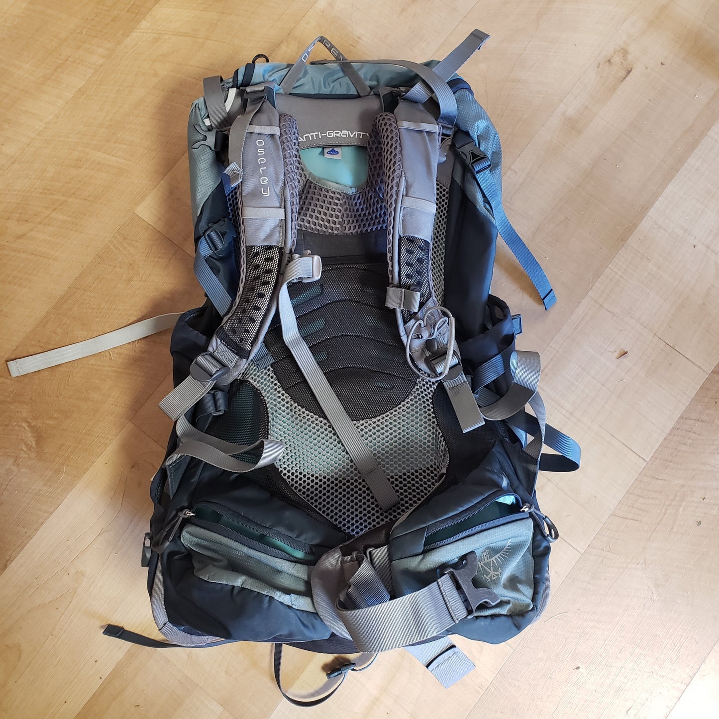 Osprey Ariel 65L AG Pack