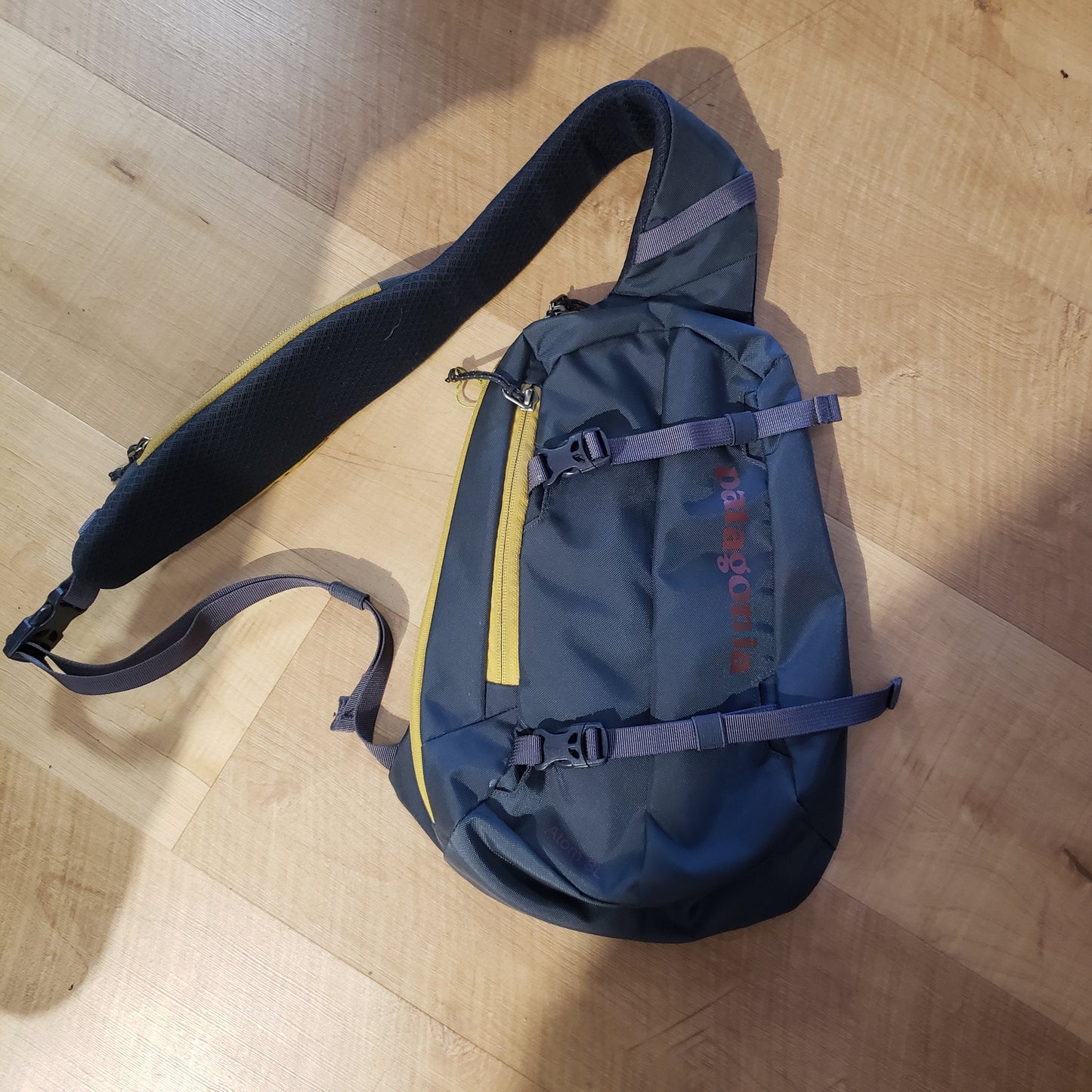 Patagonia Atom Sling Bag