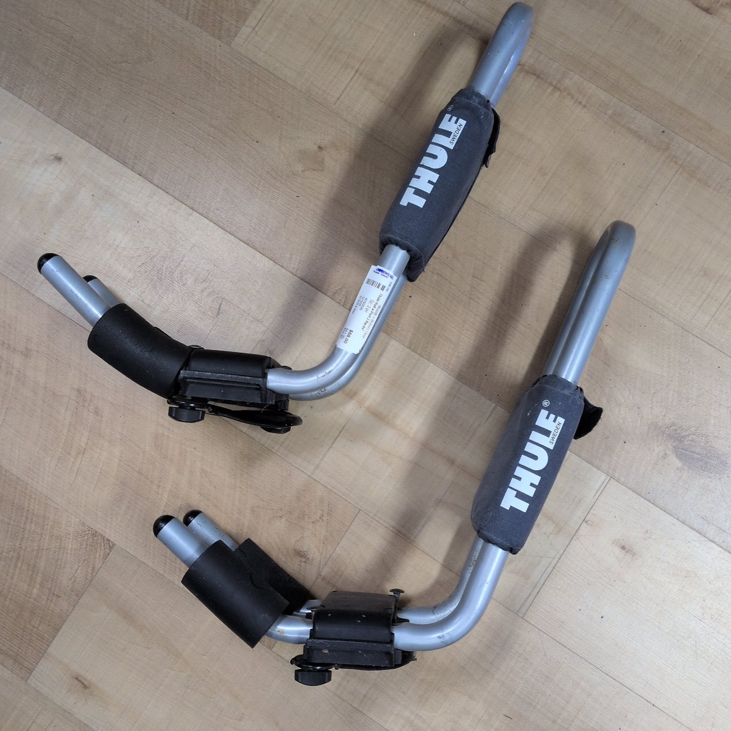 Thule Hull-a-Port J Racks*