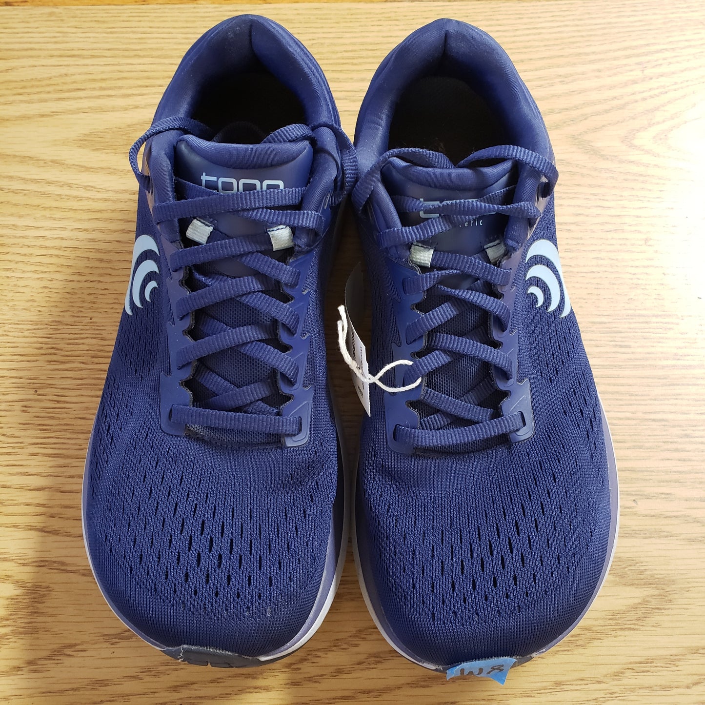 Topo Athletic Phantom 3 Shoes