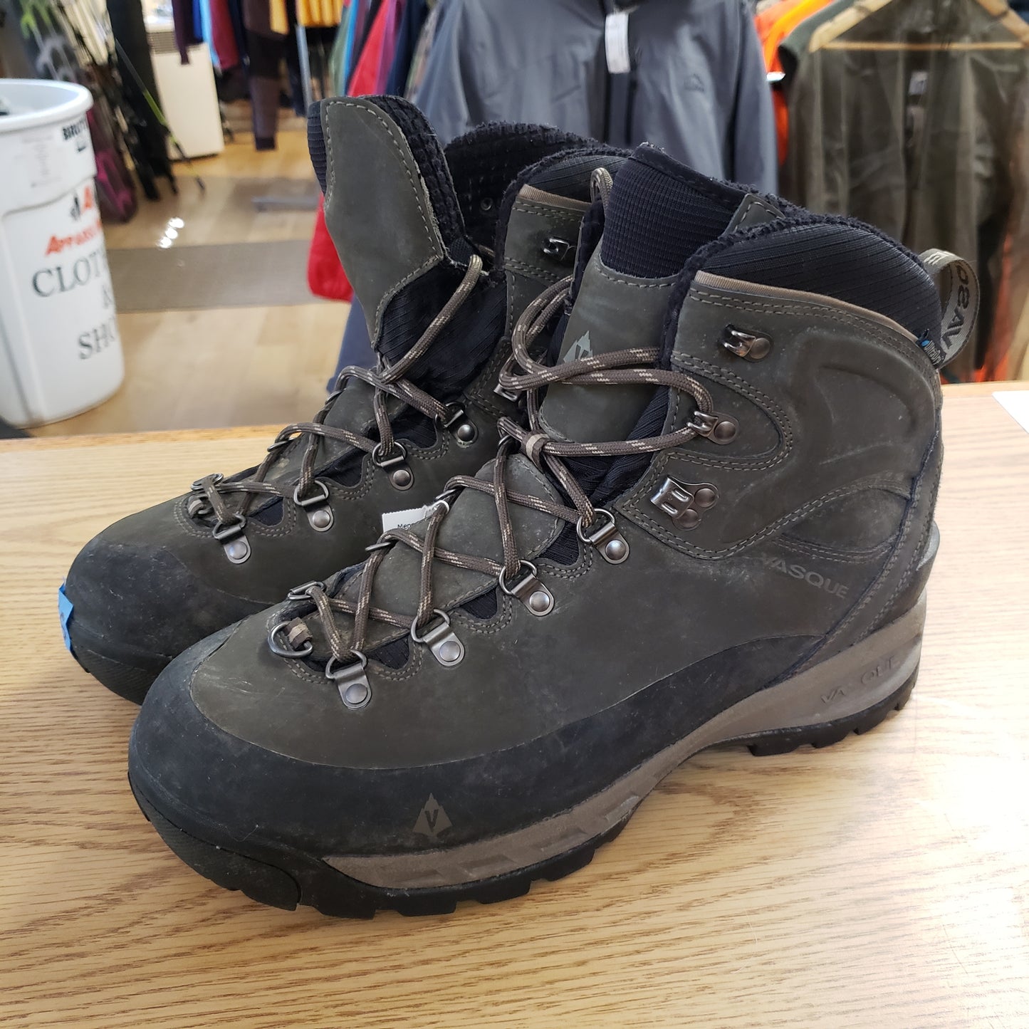 Vasque Snowblime UltraDry Hiking Boots
