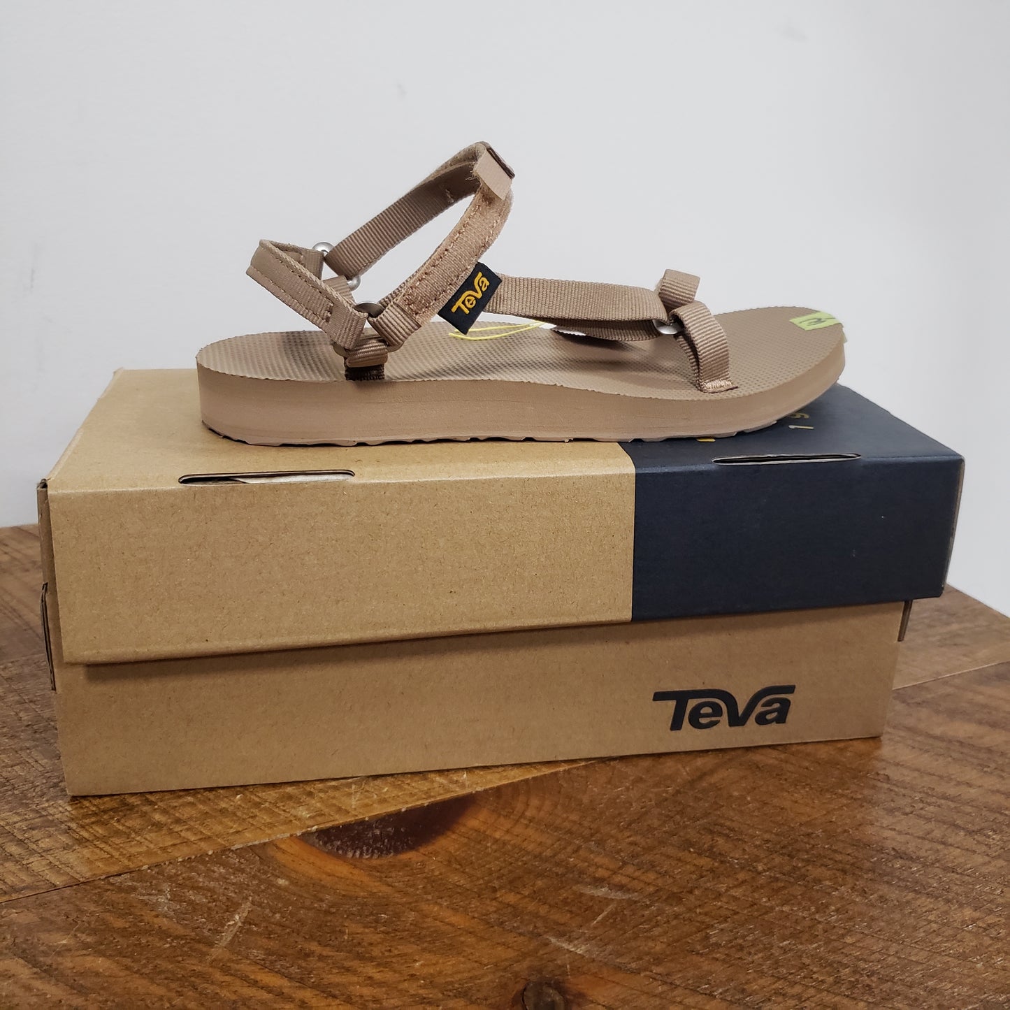 Teva Original Universal NEW
