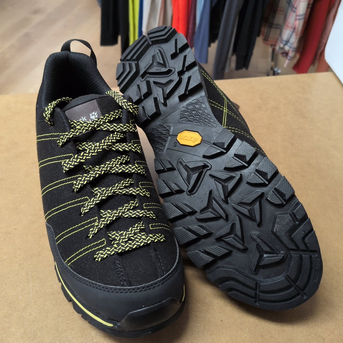 Jack Wolfskin Scrambler Low Hikers NEW