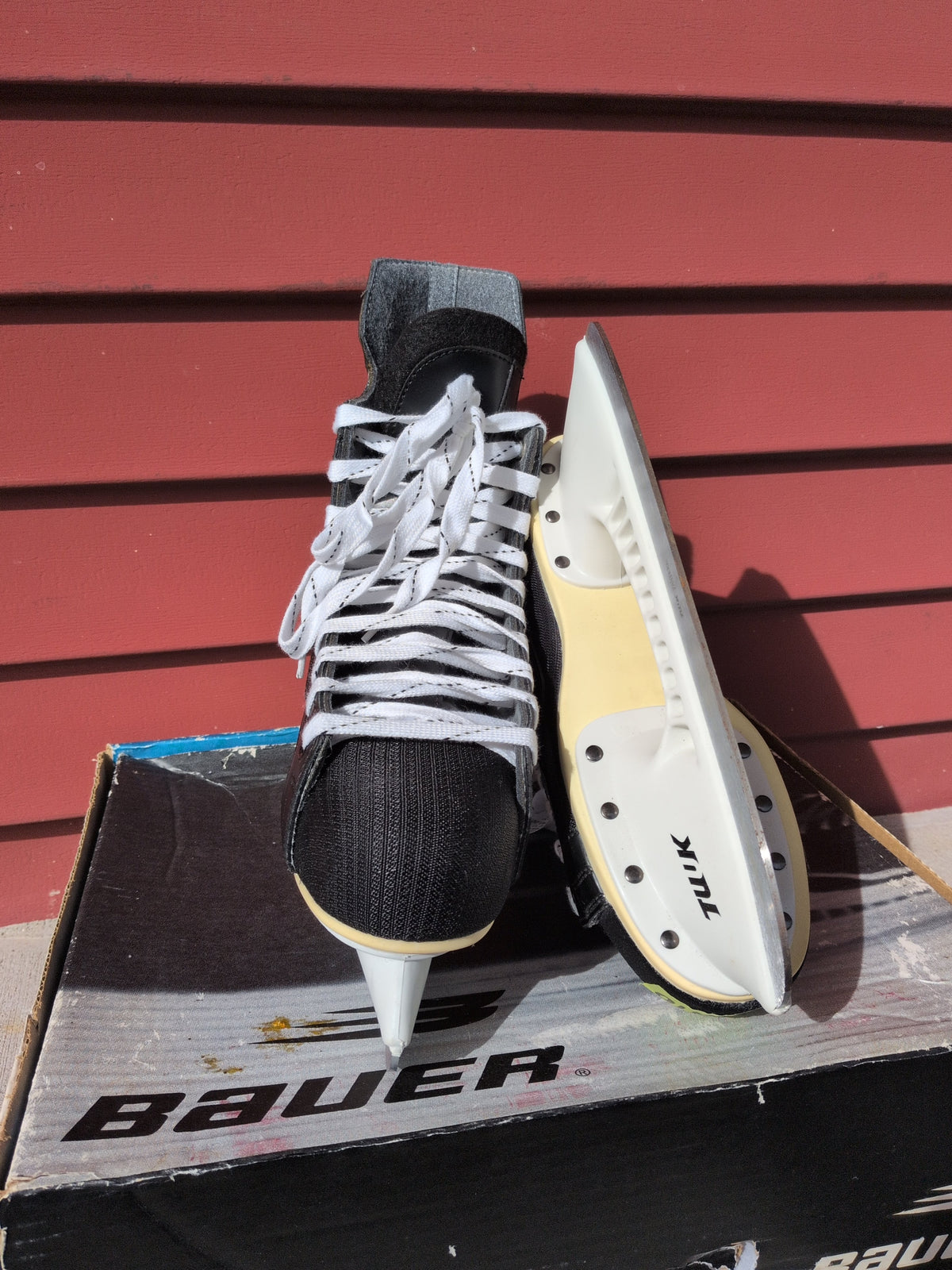 Bauer Impact 200 Hockey Skate w/ Box