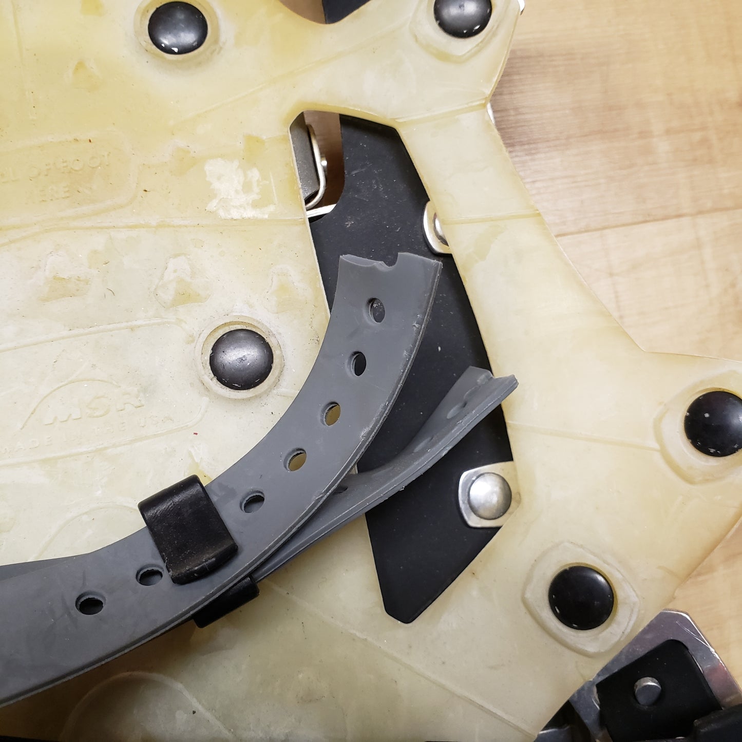 MSR Lightning Snowshoes*