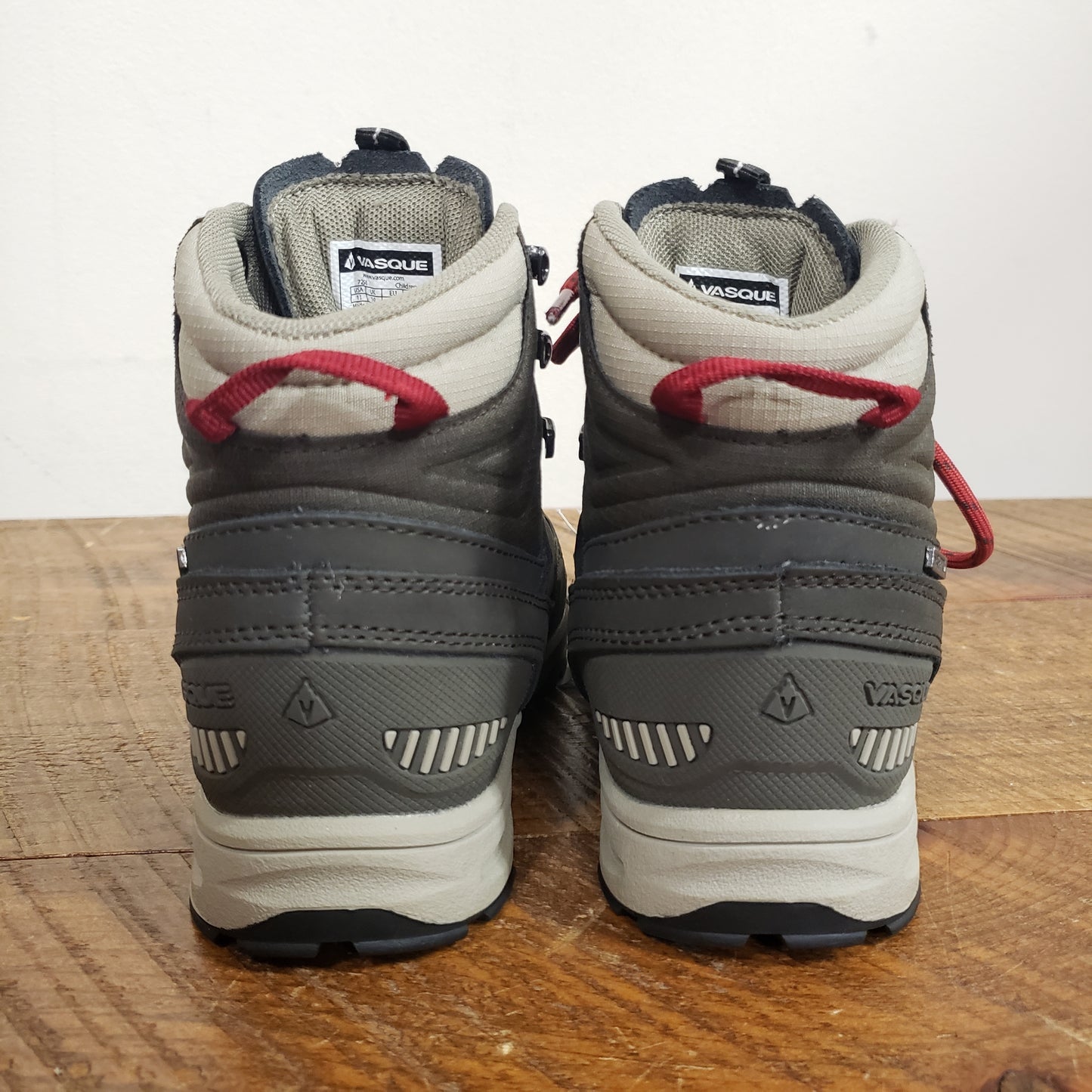 Vasque Breeze AT Ultradry Hiking Boots