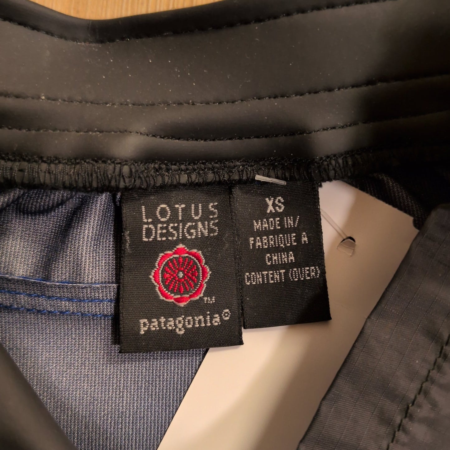 Lotus Designs Vintage Paddle Top