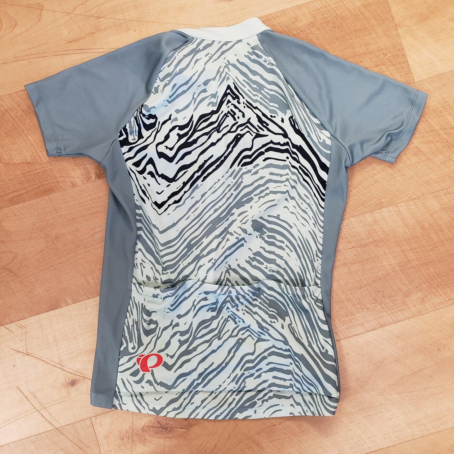 Pearl Izumi Escape Cycling Jersey NWT