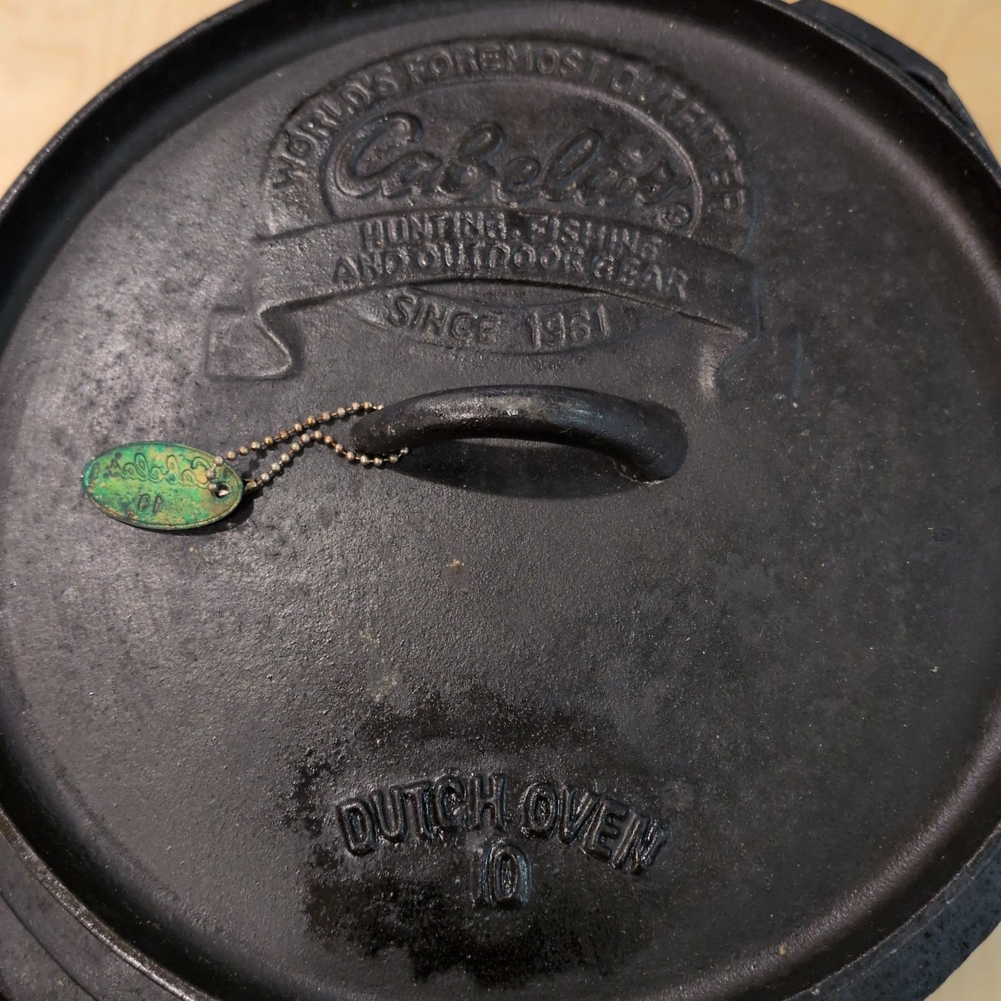 Cabela's Dutch Oven 10