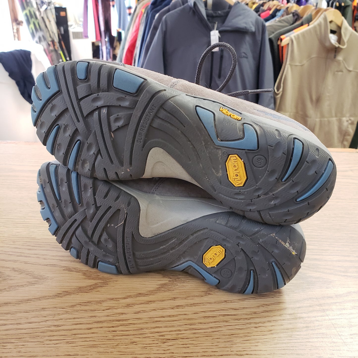 Dansko Paisley Suede Shoe 8.5-9