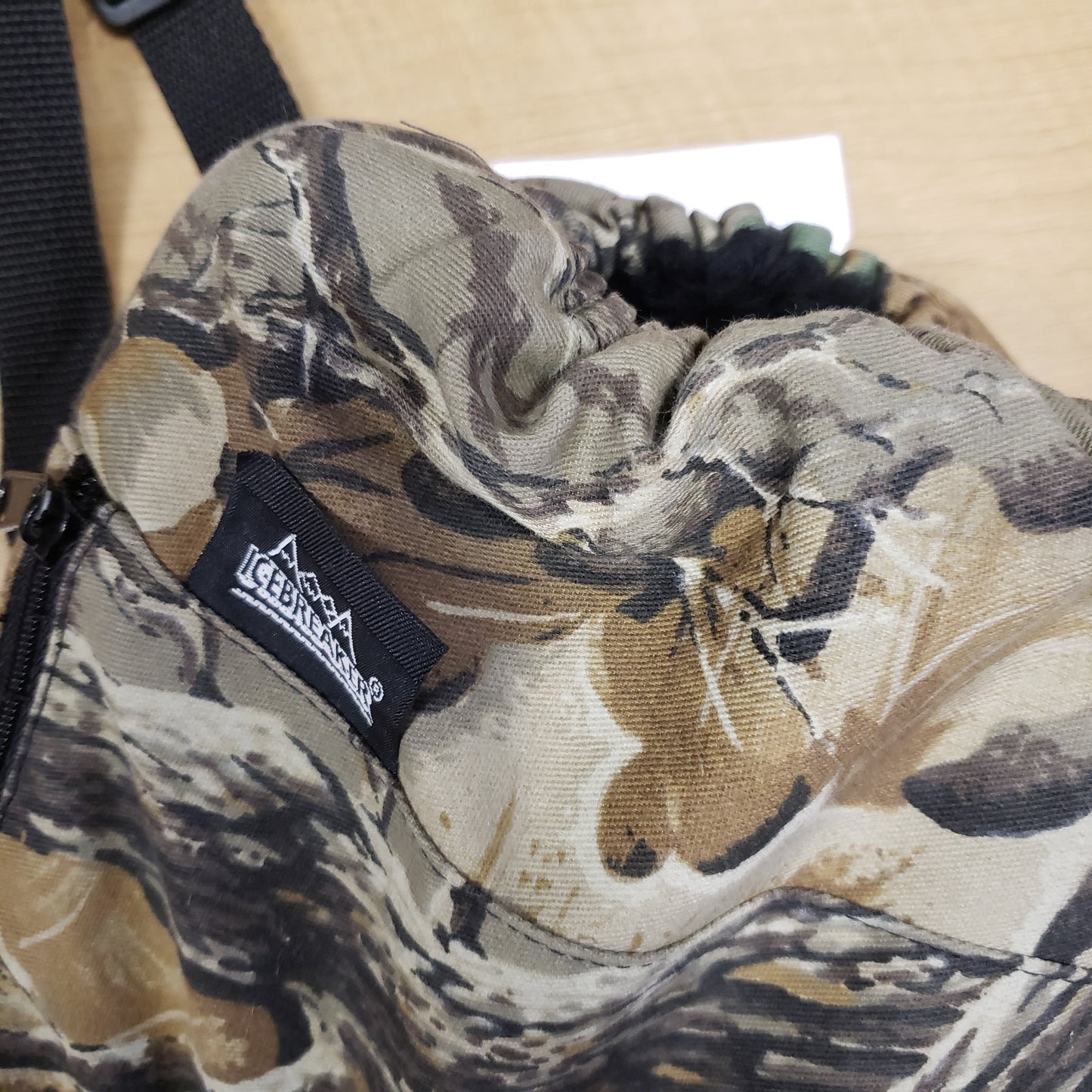 Icebreaker Camo Hand Warmer