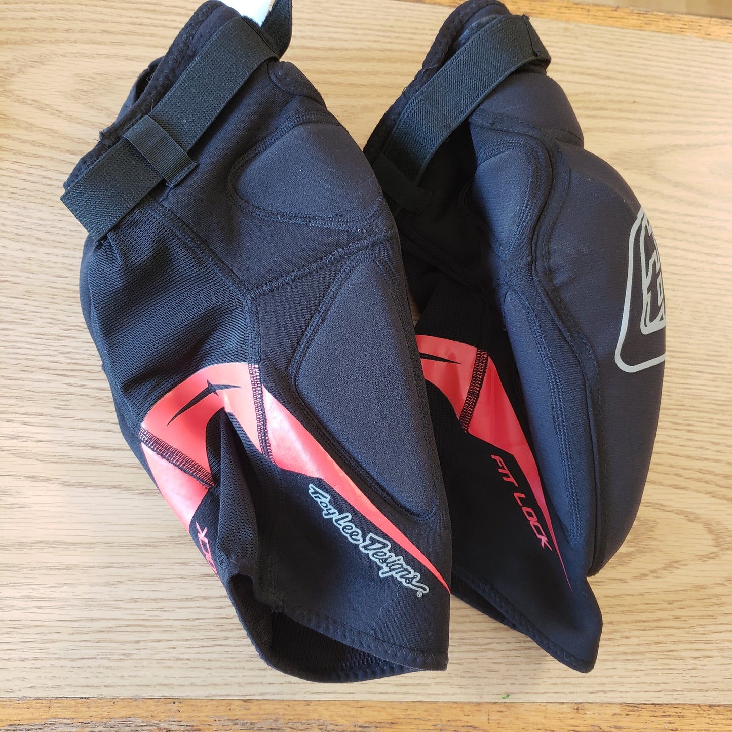 TLD Speed Knee Mountain Bike Pads