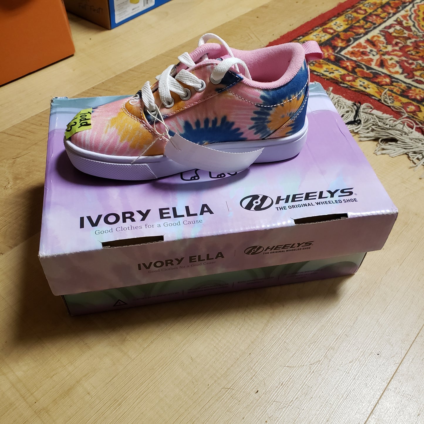 Heelys Ivory Ella Skate Sneaker NEW