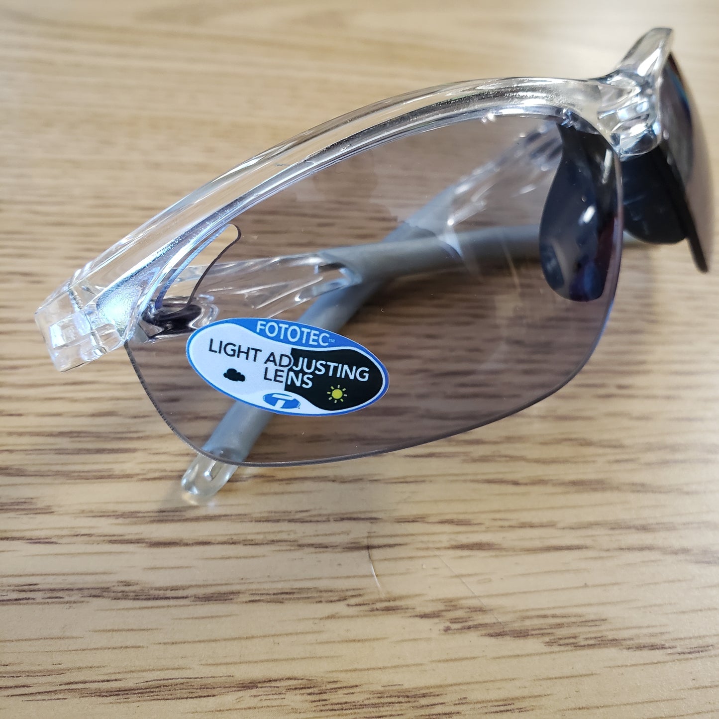 Tifosi Veloce Sunglasses w/ Fototec Lenses + Case