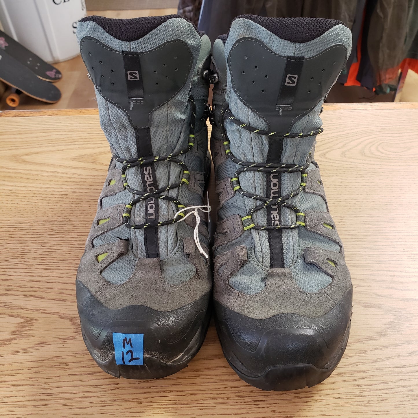 Salomon Quest Mid Hiker