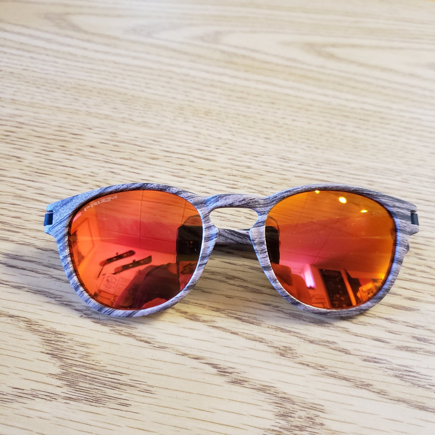Oakley Latch Prizm Sunglasses w/case