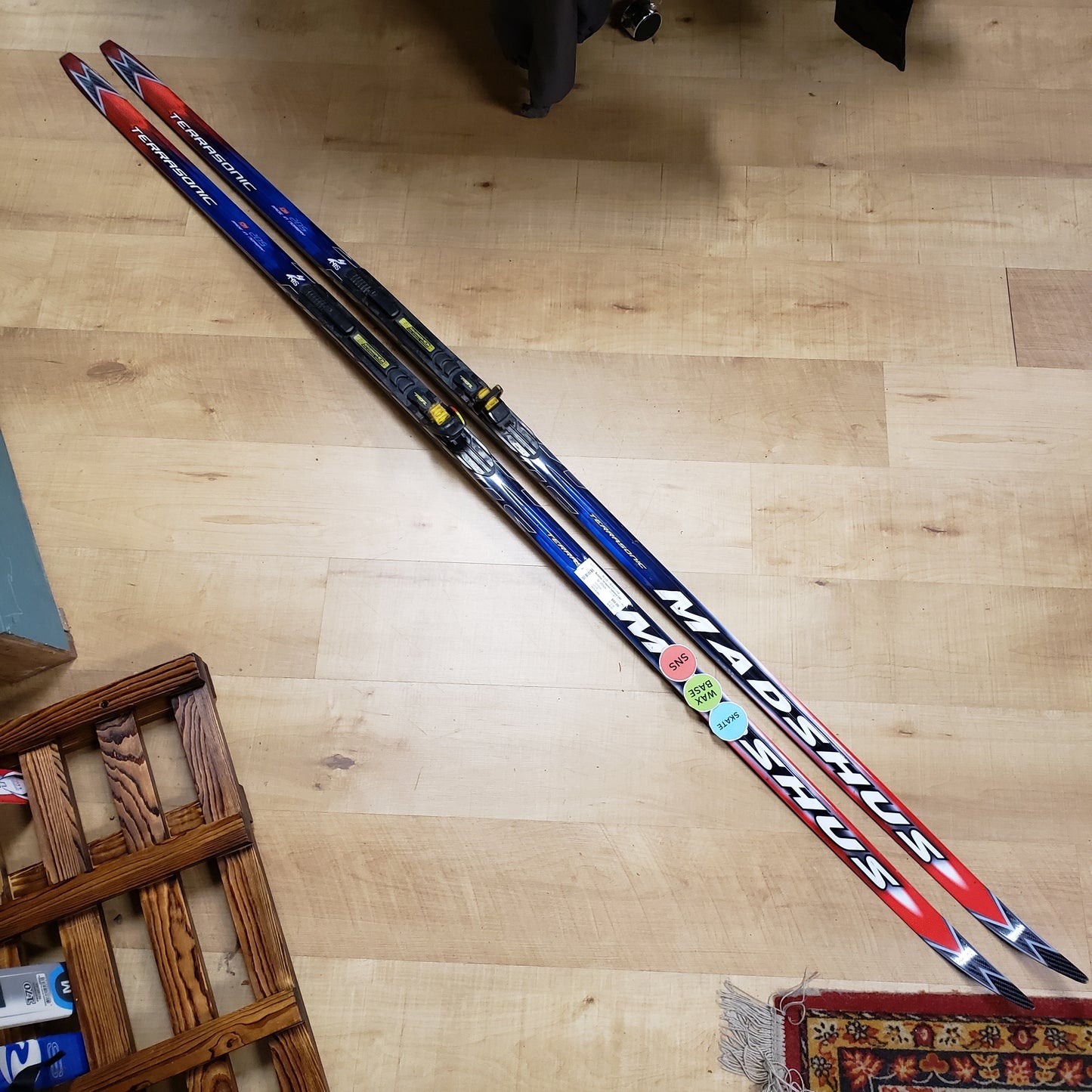 Madshus Terrasonic Salomon SNS Classic Flex 85 Binding XC Skis