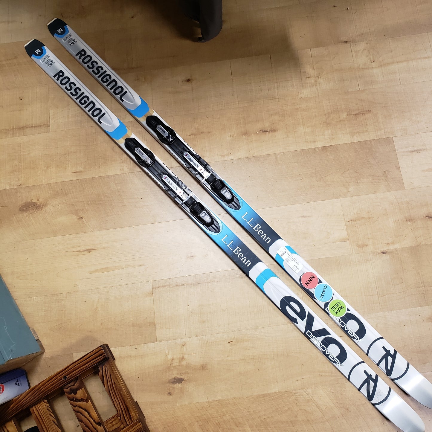 LL Bean Evo Discovery NNN XC Ski