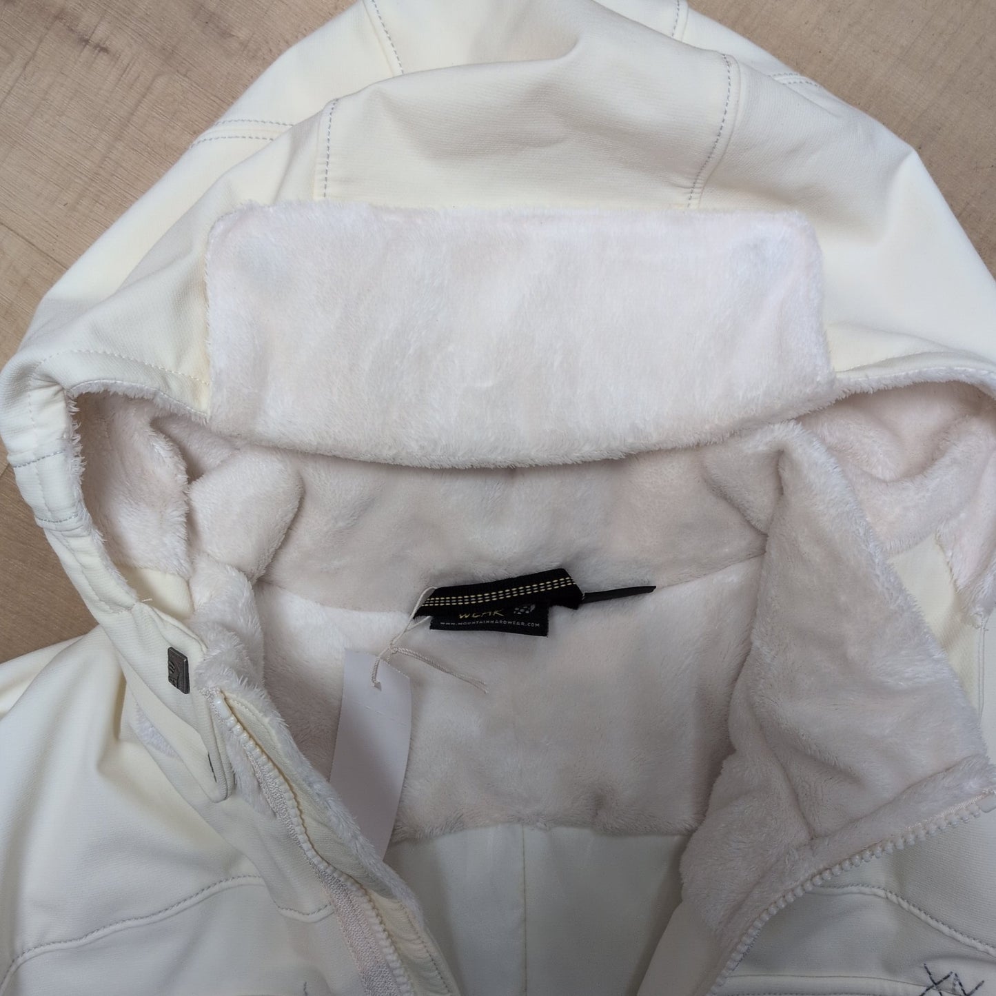 Mountain Hardwear Hooded Softshell