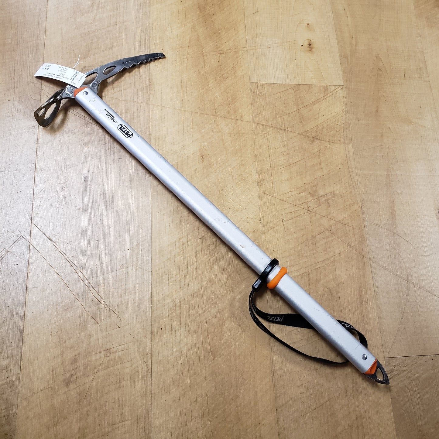 Petzl Snowalker 68 Ice Axe