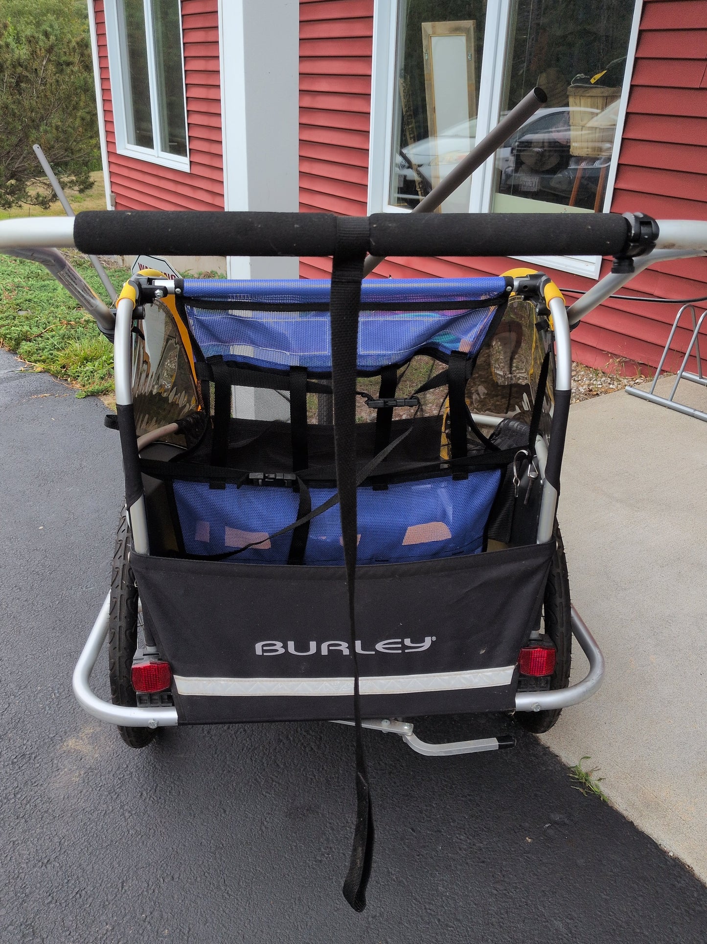 Burley D'Lite Child Bike Trailer w/ Jogger-Stroller Conversion Kit*