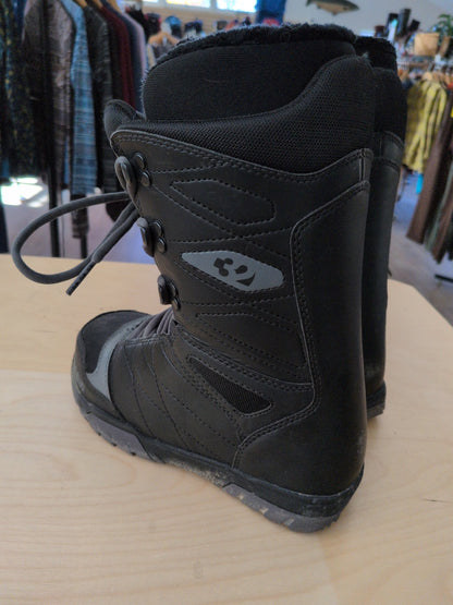 ThirtyTwo Summit Snowboard Boots