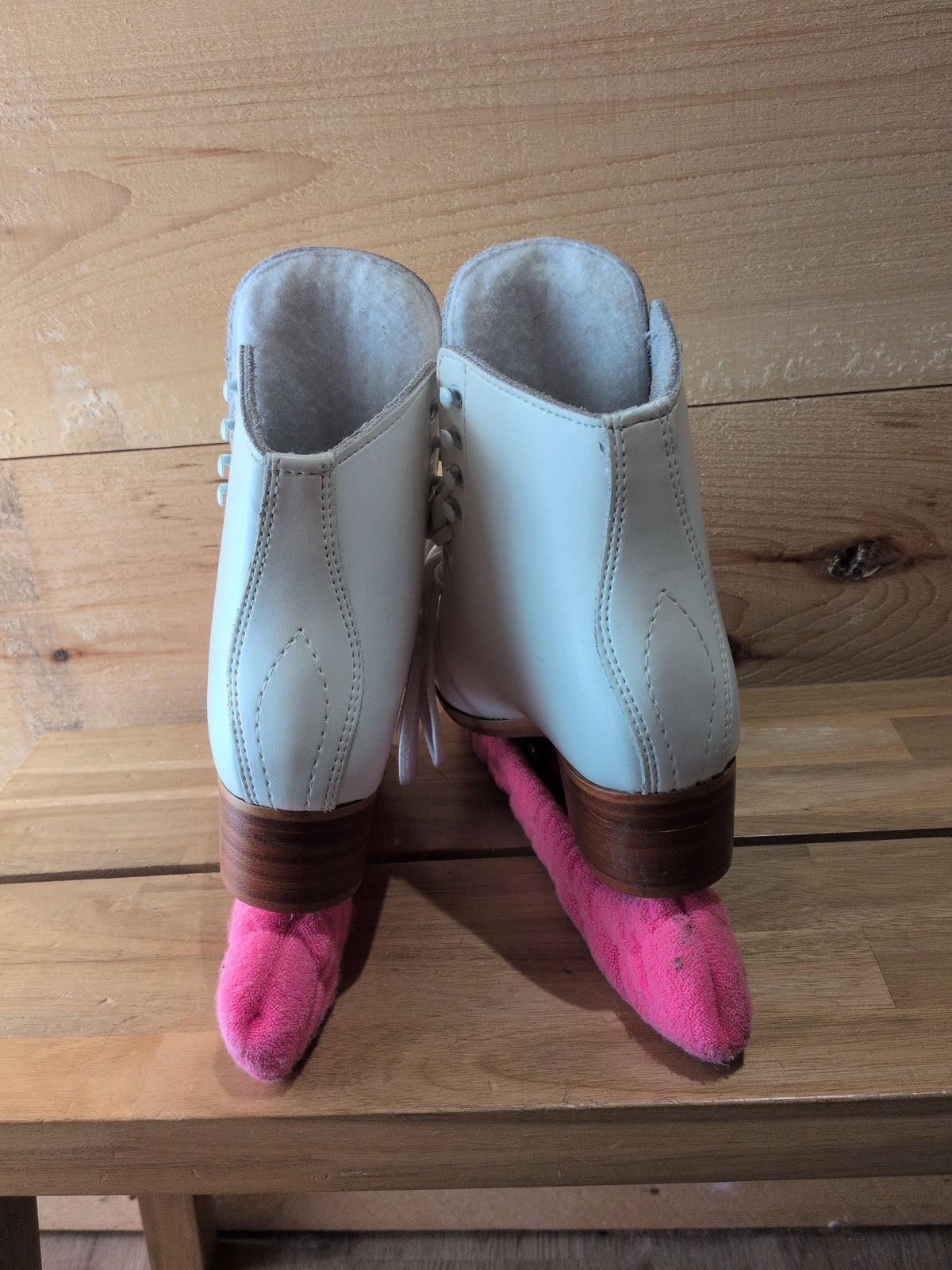 Jackson Mark IV Figure Skate