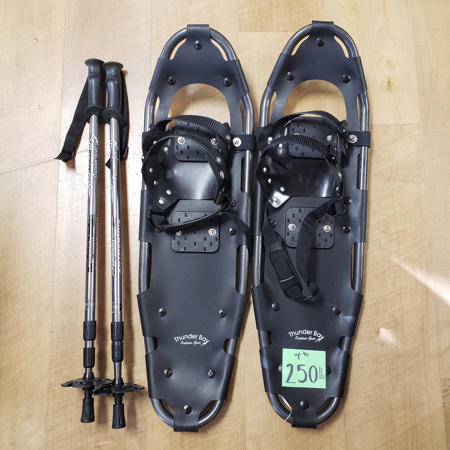 Thunder Bay Snowshoe 28" + Pole + Bag