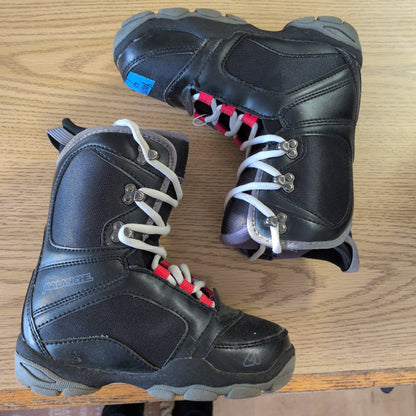 Avalanche Youth Snowboard Boot