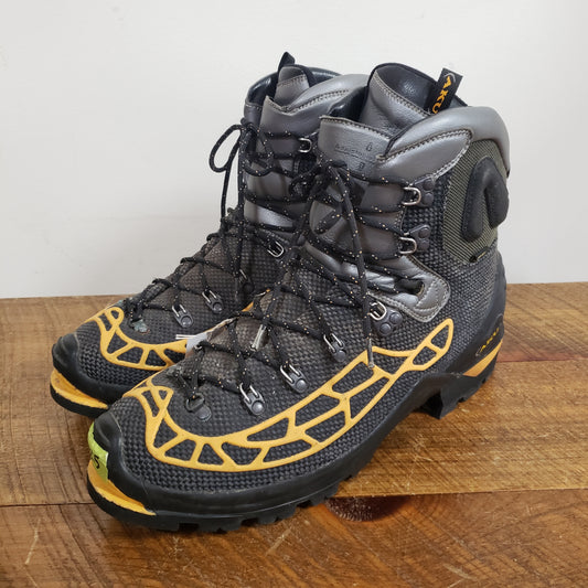 AKU Spider Kevlar GTX Mountaineering Boots