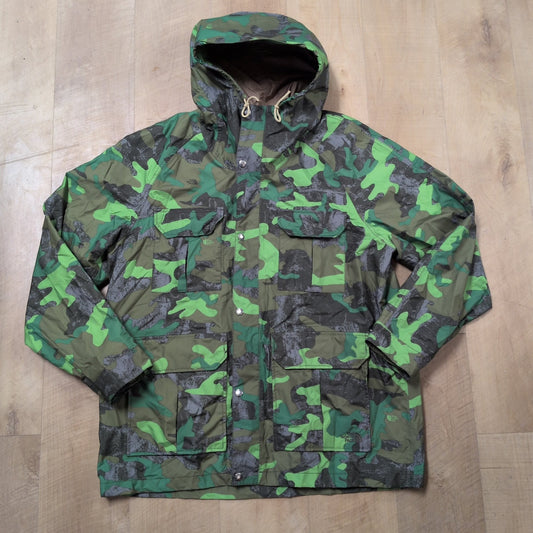 TNF Camo Mountain Shell