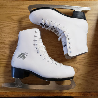 CCM Champion Deluxe Figure Skates