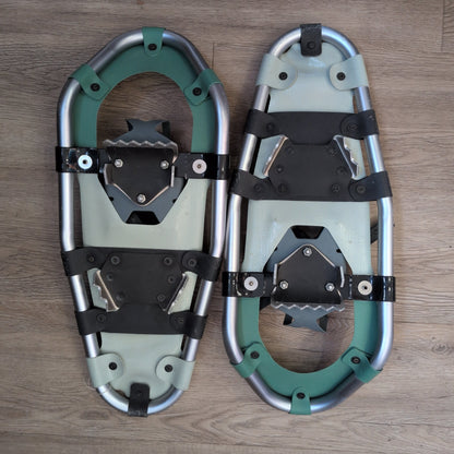 Tubbs Adventure 21" Snowshoes w/ Bag