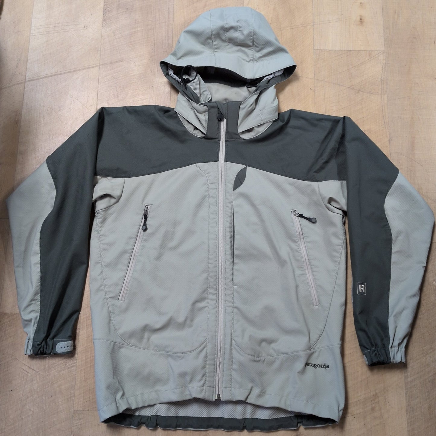 Patagonia Unisex White Smoke Jacket