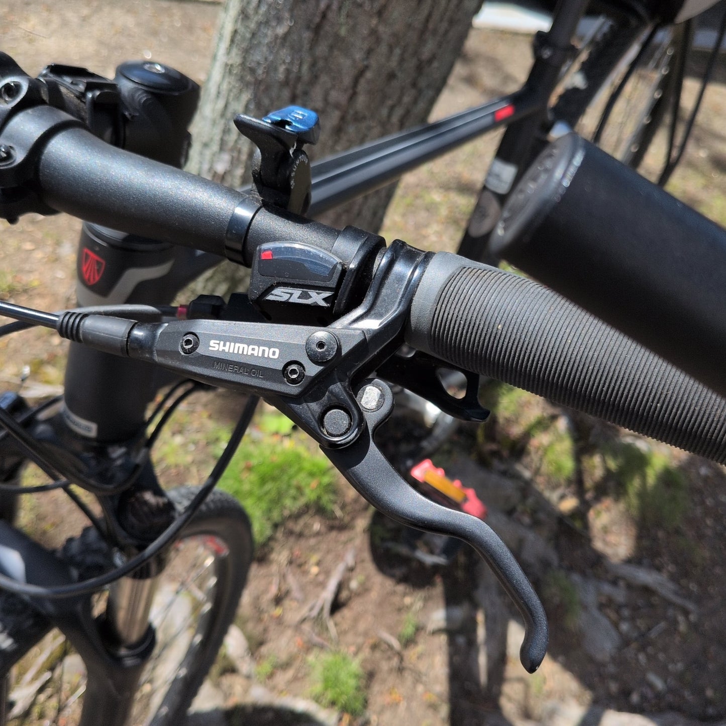 Trek 8.6 Dual Sport Bike w/Bag & Accessories