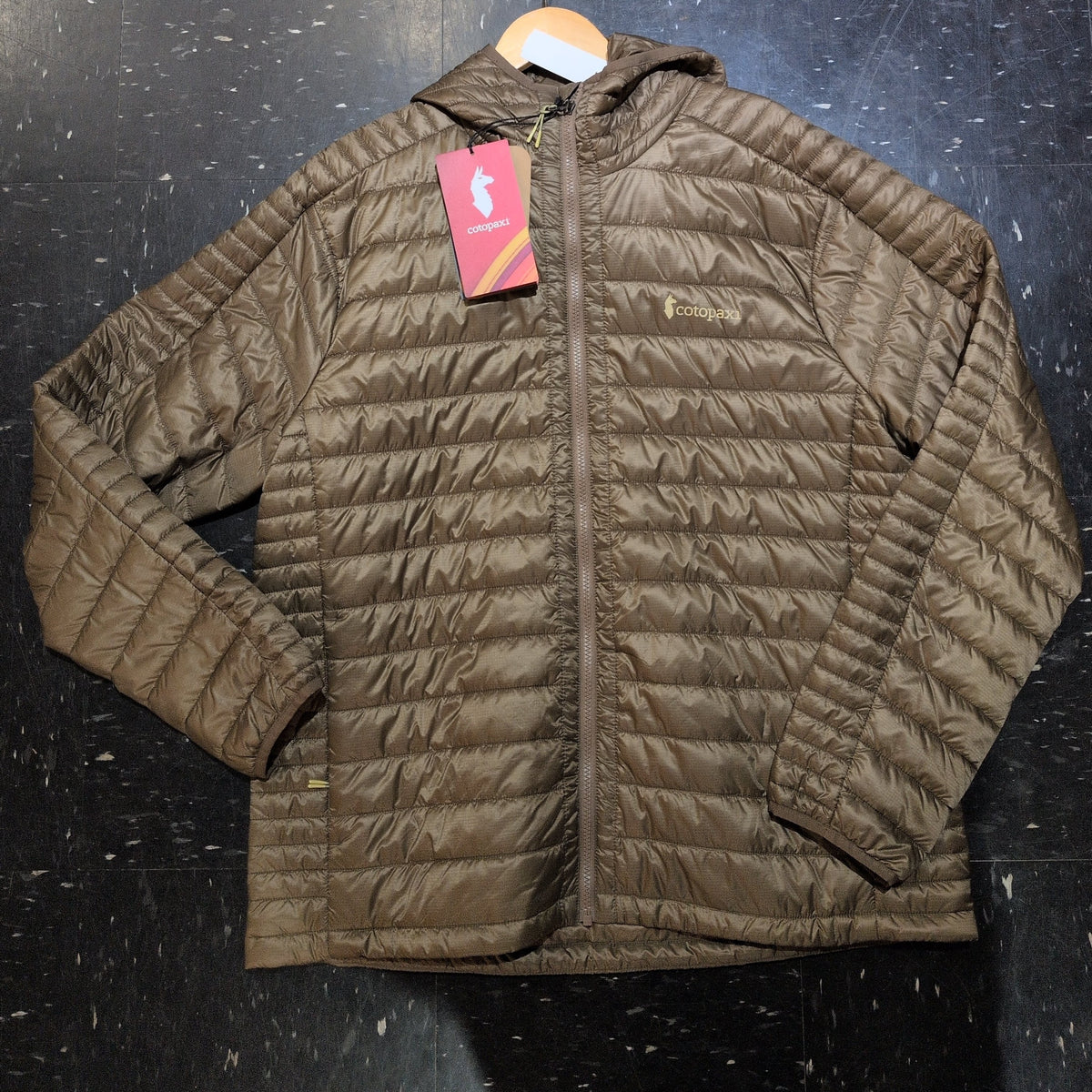Cotopaxi Insulated Hooded Jacket NEW