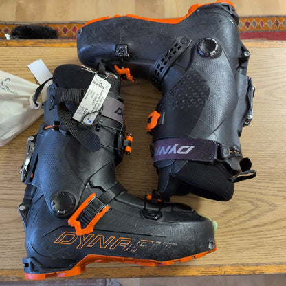 Dynafit Hoji Pro Tour Ski Boot w/Crampons
