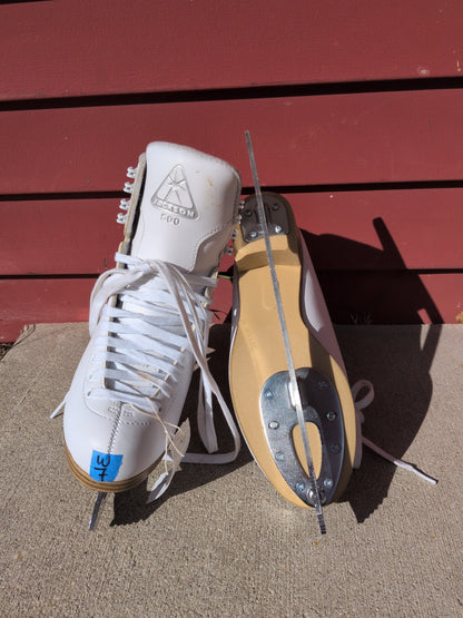 Jackson 500 Figure Skate
