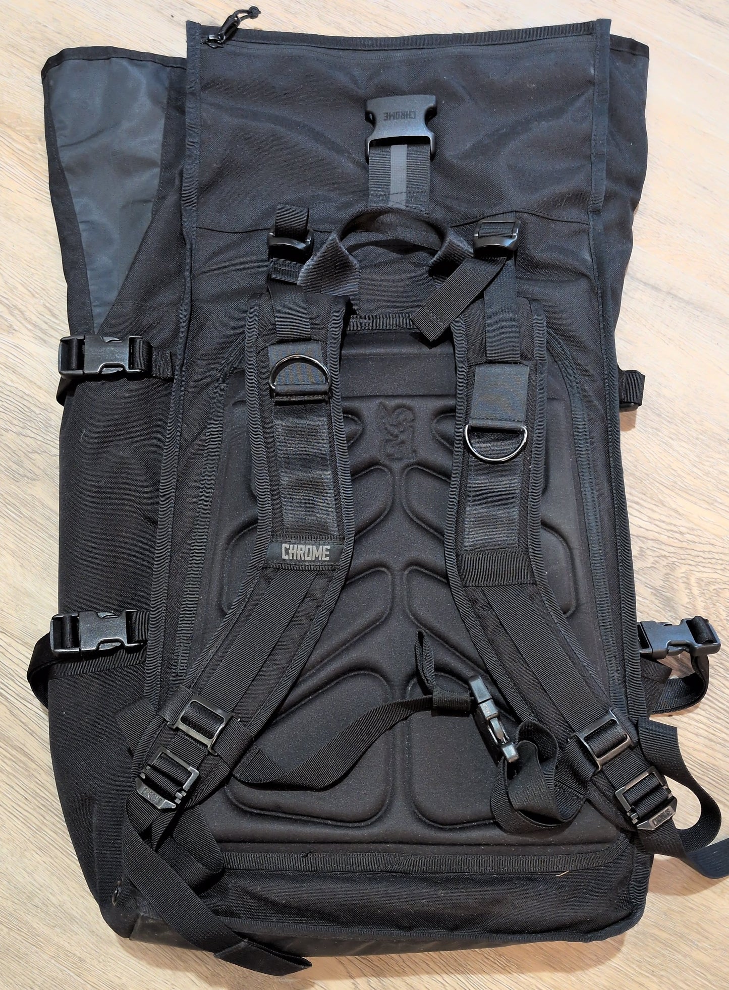 Chrome Barrage Freight Pack