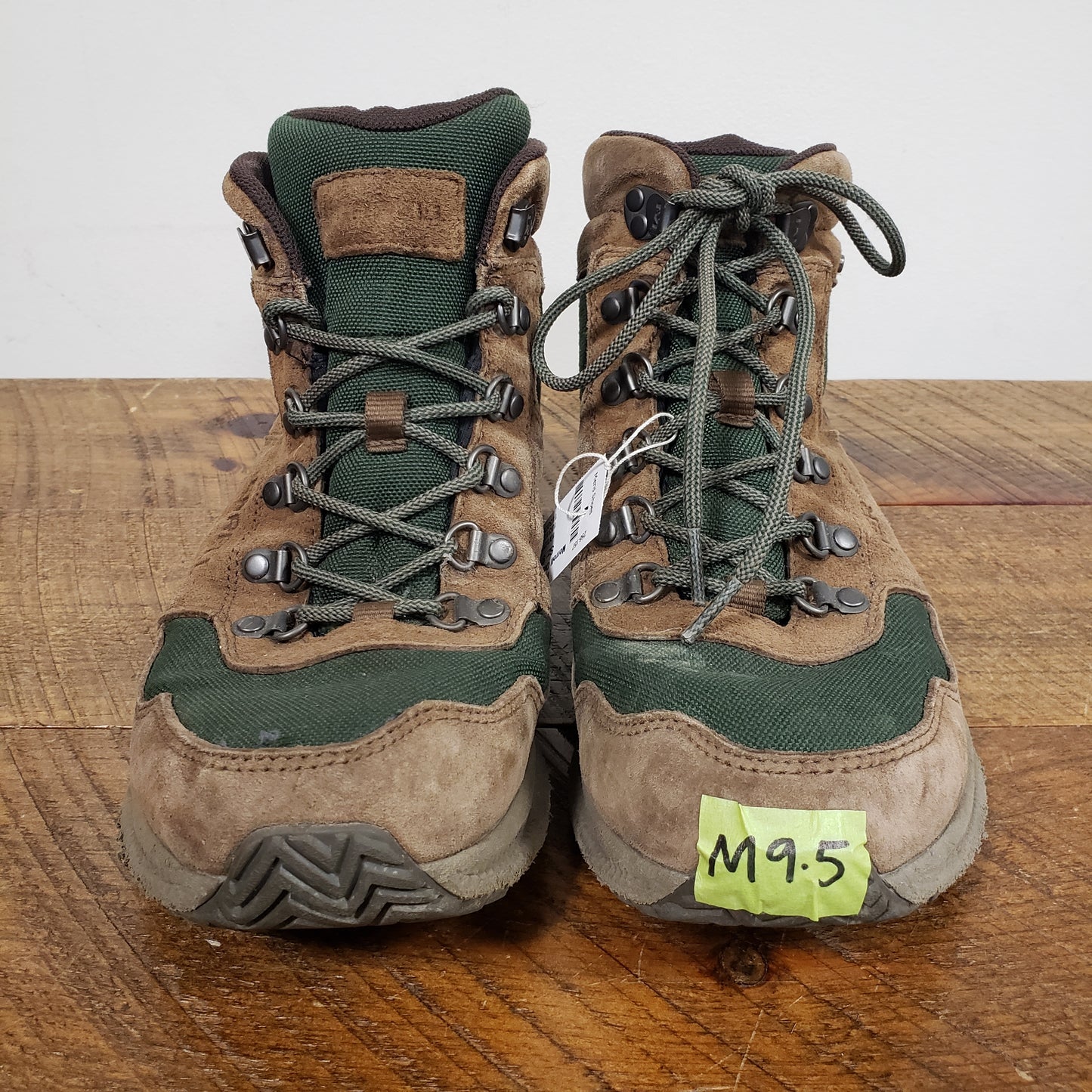 Merrell Ontario 85 Mid Hiking Boots