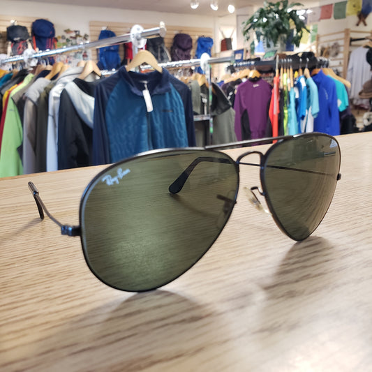 Vintage RayBan Aviator Glasses + Case