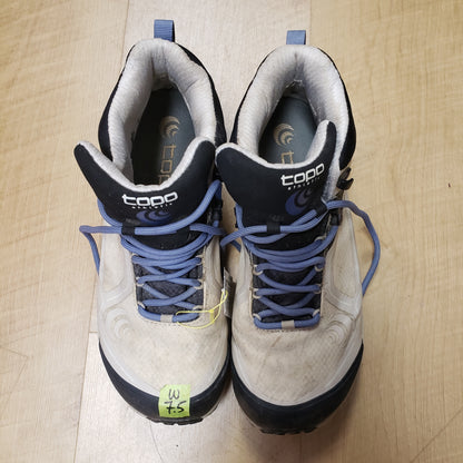 TOPO Athletic TrailVenture Hiker