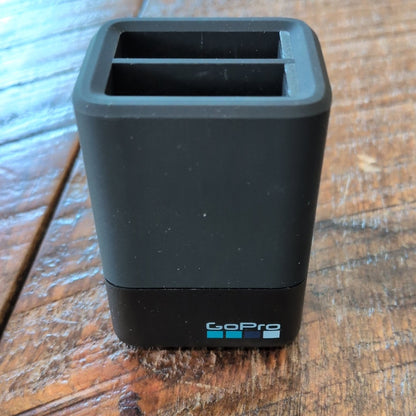 GoPro Dual Battery Charger + Battery NEW