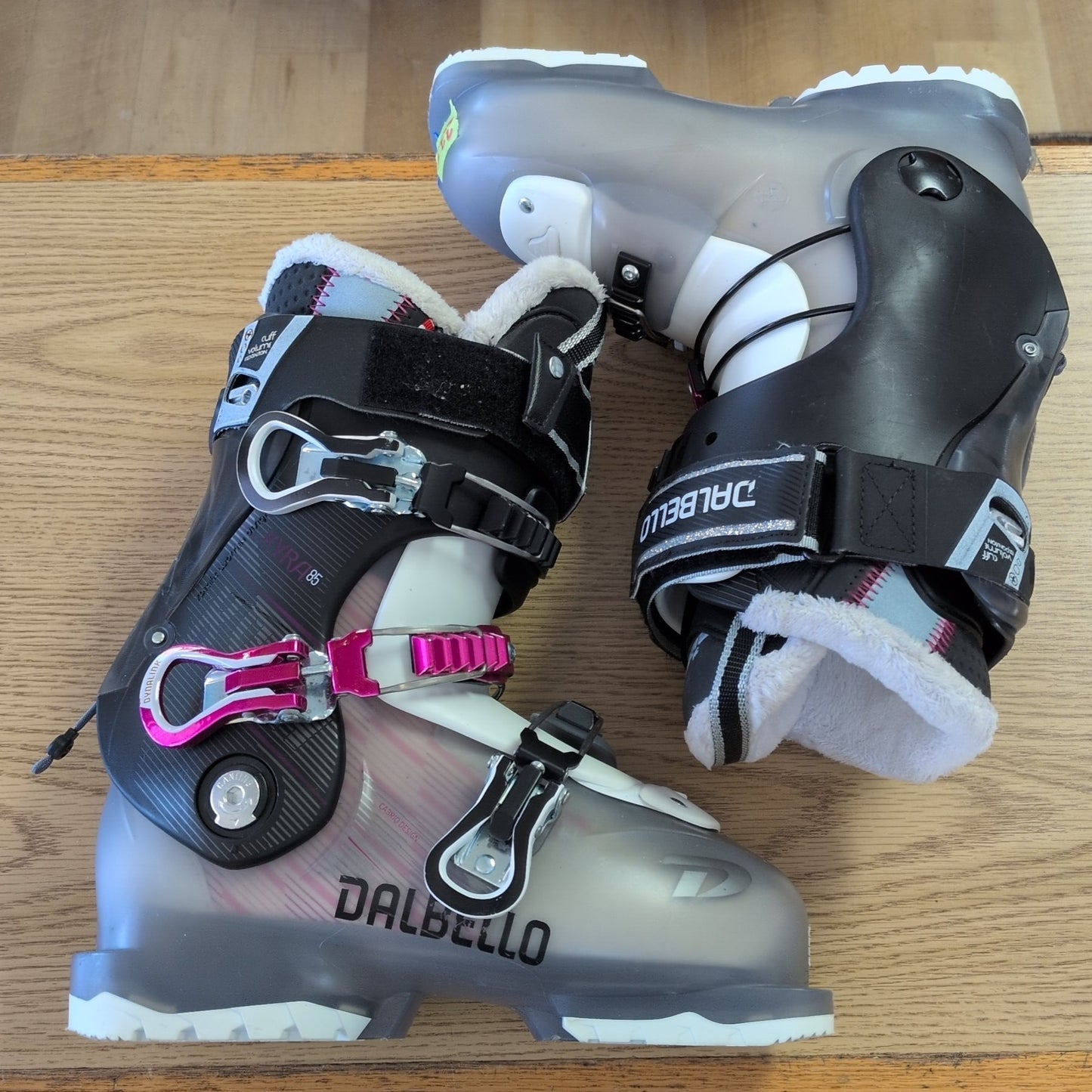 Dalbello Kyra 85 DH Ski Boot